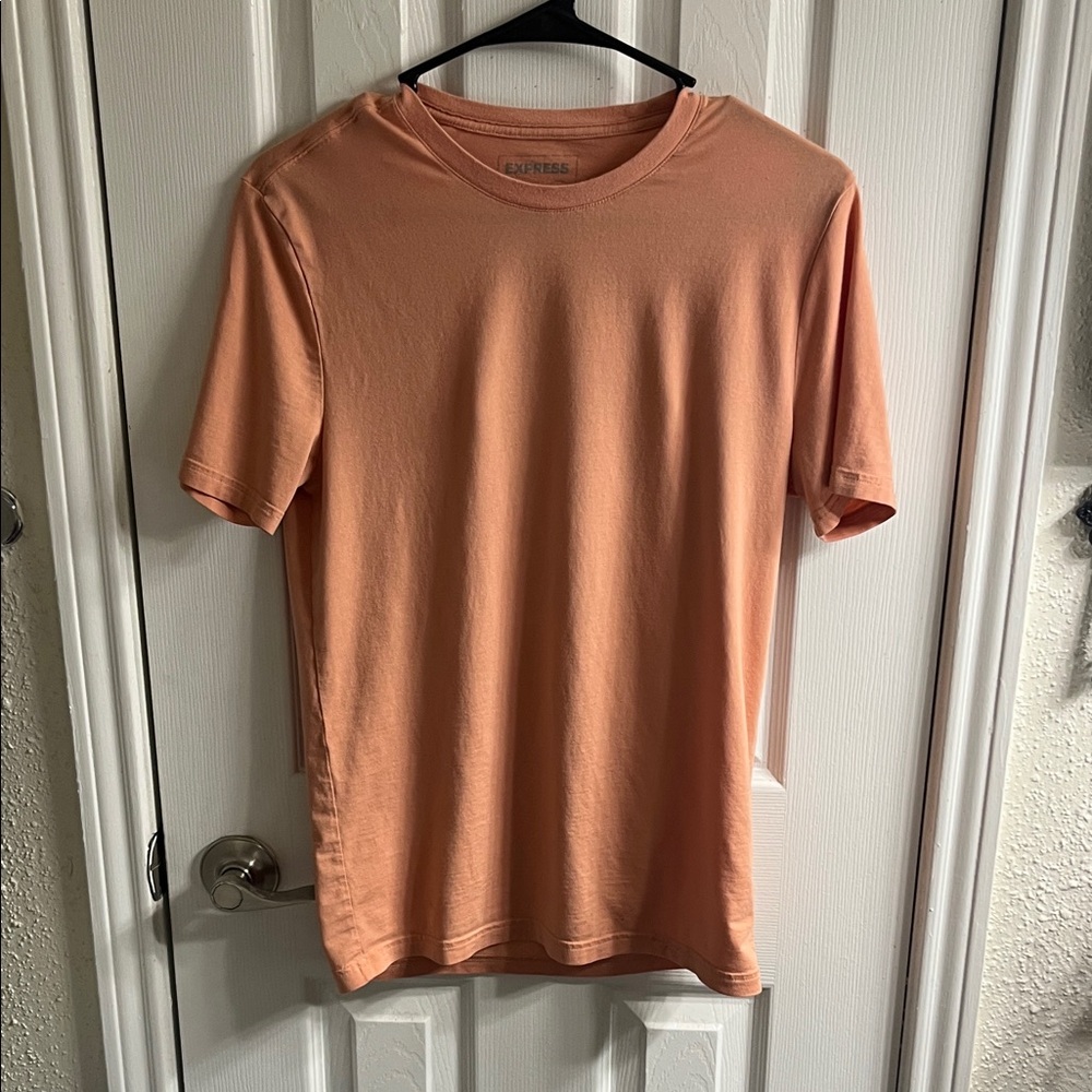 Express Men's Peach Short Sleeve Tee